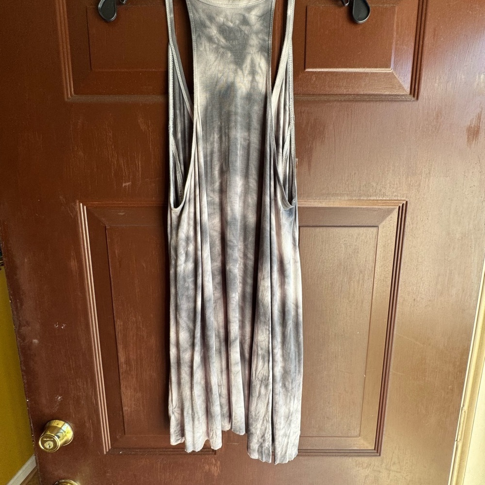 AEO Soft & Sexy Racer Back Tank Size Large - Picture 2 of 6